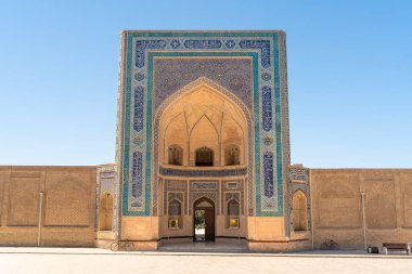 Buhara, Özbekistan 'daki MIR Arap medresesi ana kapısı