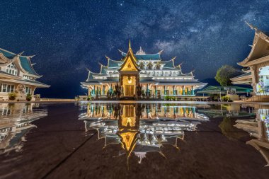 Samanyolu wat pa phu kon Tapınağı, Udon Thani Tayland