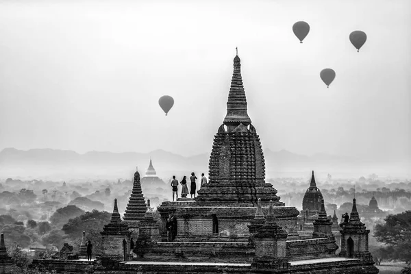 Templos antigos em Bagan, Mianmar — Fotografia de Stock