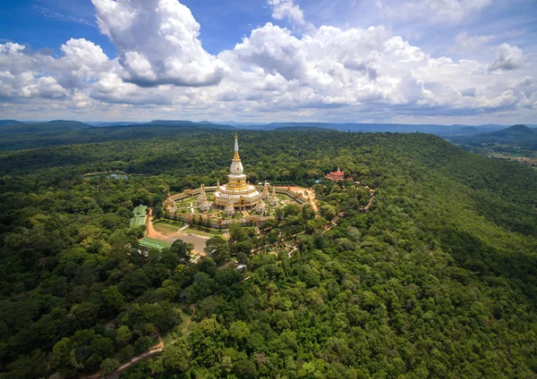 Légi nézetet Wat Pha Nam Yoi, Pha Nam Yoi templom — Stock Fotó