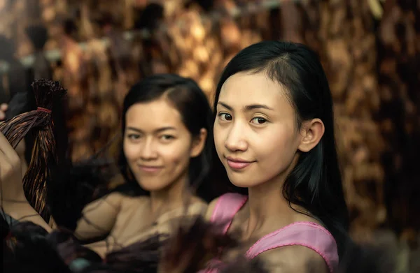 Portrét krásné asijské dívky — Stock fotografie