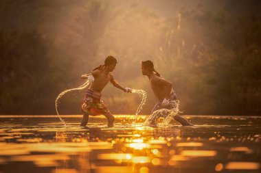 Muay Tay, Tay boks nehirde, Tayland
