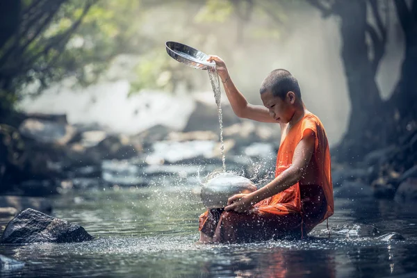 Novice Monk in Thailand — Stock Photo, Image