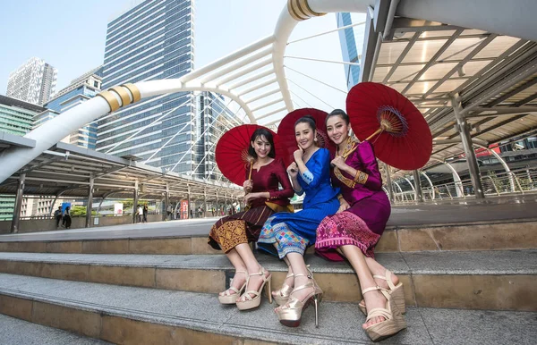 Gyönyörű Ázsiai Utazik Bangkok Thaiföld — Stock Fotó