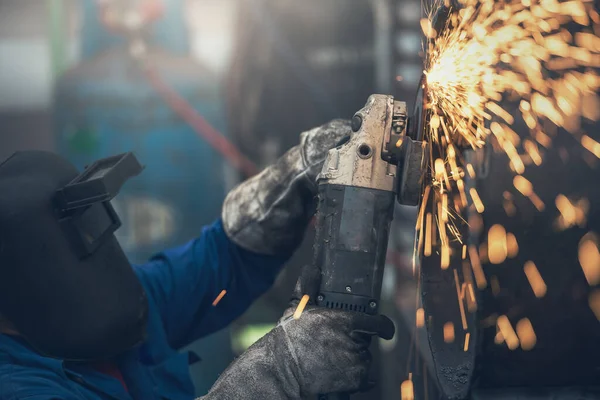 Fabrikadaki Çelik Yapının Elektrik Tekerleği Gıcırdıyor Düşük Hız Kepenk — Stok fotoğraf