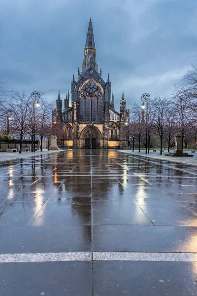 Refleksje z Glasgow Cathedral — Zdjęcie stockowe