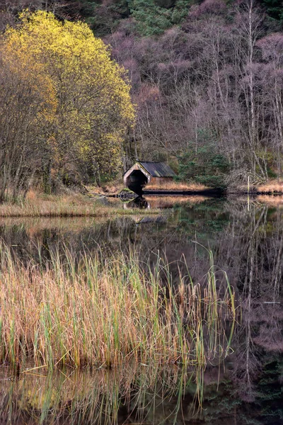 Old Boathouse στο Loch Chon, Σκωτία — Φωτογραφία Αρχείου