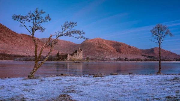 Πρώτο φως στο κάστρο Kilchurn — Φωτογραφία Αρχείου