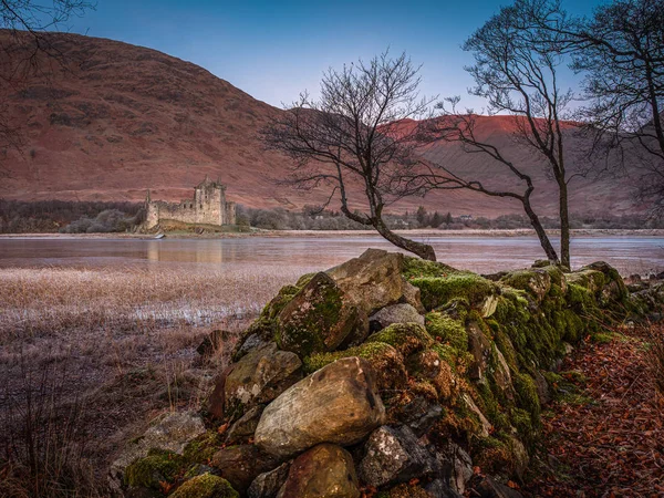 Antiguo muro de piedra en el castillo de Kilchurn —  Fotos de Stock