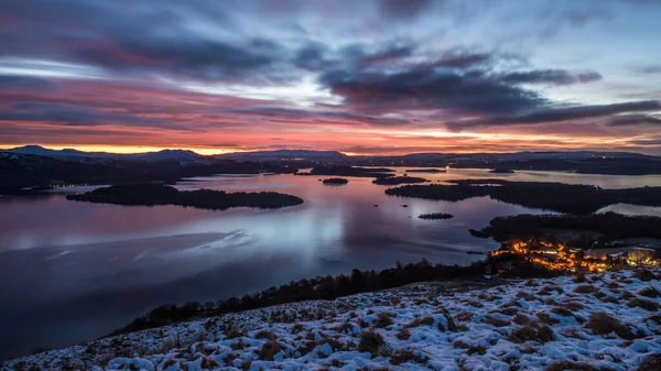 Lever de soleil d'hiver sur le Loch Lomond — Photo