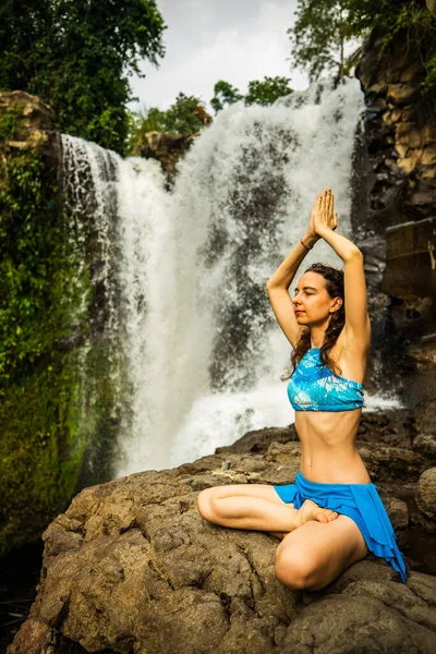 Young Caucasian Woman Sitting Rock Meditating Practicing Yoga Pranayama Hands — Stock Photo, Image