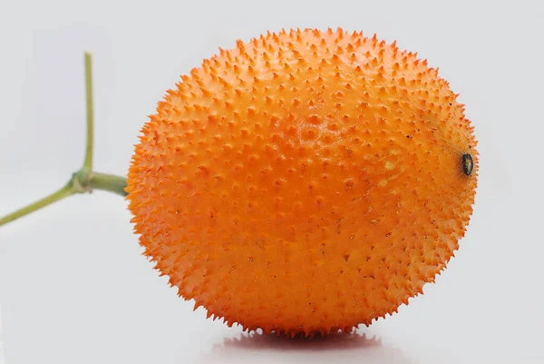 Gac Frukt Eller Baby Jackfruit Isolerad Vit Bakgrund — Stockfoto