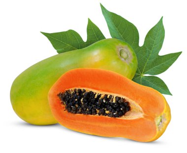 Papaya meyve kesimi beyaz arkaplanda izole edildi