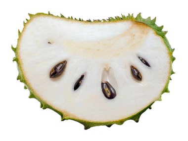 Kaynak meyvesi beyaz arkaplanda izole