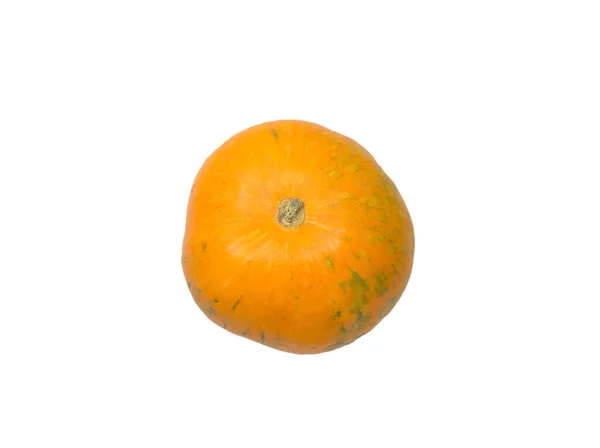 Beyaz arka planda balkabağı, izole. Akşam yemeği için sonbahar sebzesi. Sağlıklı bir yaşam tarzı için doğal vitaminler.