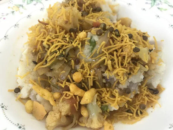 Beroemde Zuid Indische Ontbijt Voedsel Griesmeel Bakken Met Mengsel Combinatie — Stockfoto