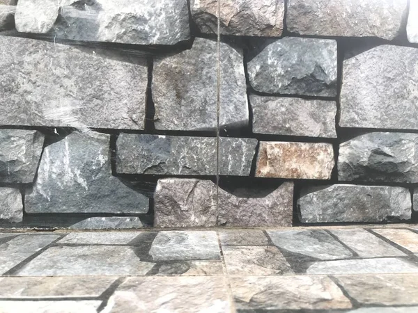 Baldosas Pared Compuestas Con Diseño Impreso Rocas Escalonadas Estilo Enlace —  Fotos de Stock