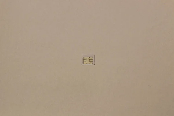 Κάρτα nano sim για κινητό σε λευκό φόντο — Φωτογραφία Αρχείου