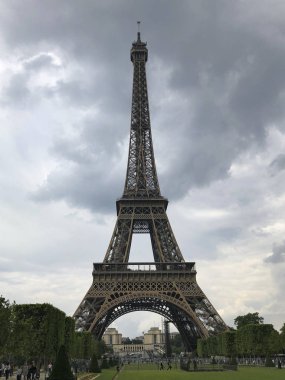 Paris, Fransa, 05.25.2019 Eyfel Kulesi. Avrupa 'nın en iyi hedefi
