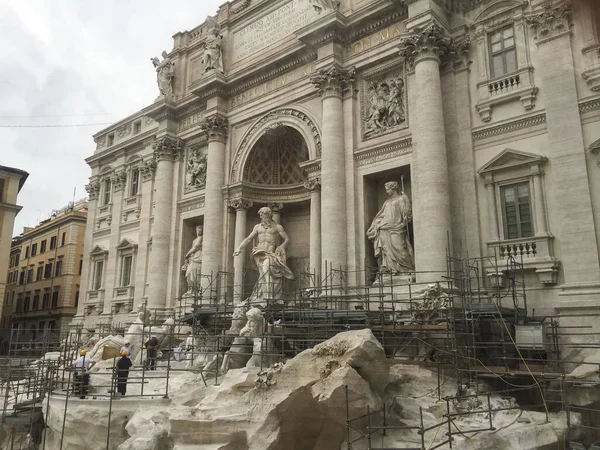 Fountain Trevi Υπό Κατασκευή Στη Ρώμη Ιταλία — Φωτογραφία Αρχείου