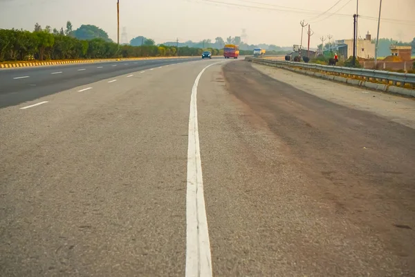 インドの高速道路の空の道 — ストック写真