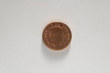 İzole edilmiş bir bozuk para..