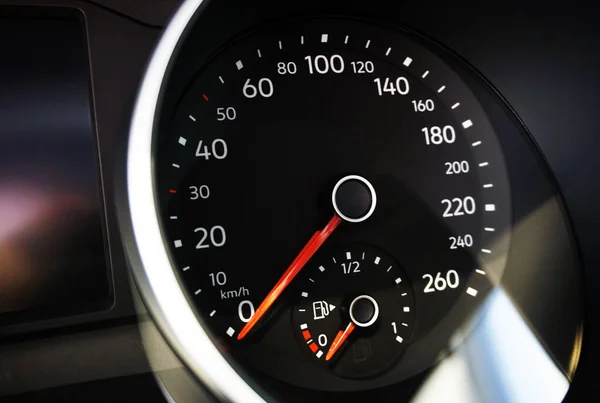 Tachimetro Auto Moderna Con Indicatore Carburante Integrato Nel Serbatoio Con — Foto Stock