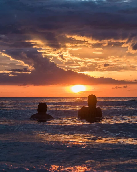 Koh Rong Adası, Kamboçya 'dan Tropik Günbatımı