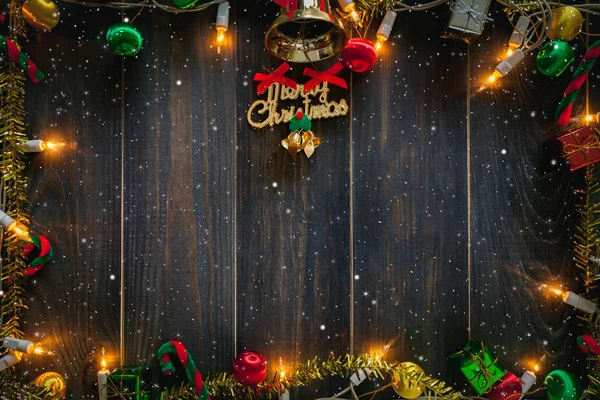 Weihnachten Hintergrund Goldene Glocke Geschenk Boxen Mit Lichtern Und Kopierraum — Stockfoto