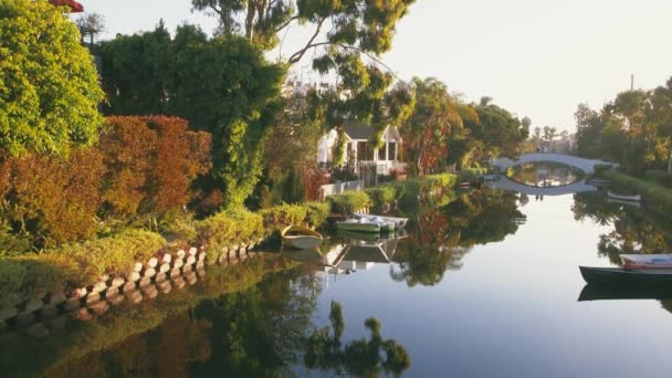 Canal idyllique en Contra Costa, Californie — Video