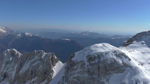 Alpina dalen i Slovenien — Stockvideo