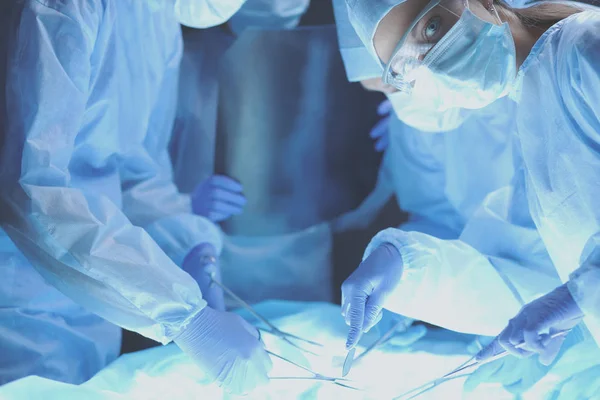 Team surgeon at work on operating in hospital — Stock Photo, Image