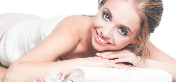 Closeup atraktivní mladá žena příjem masáž — Stock fotografie
