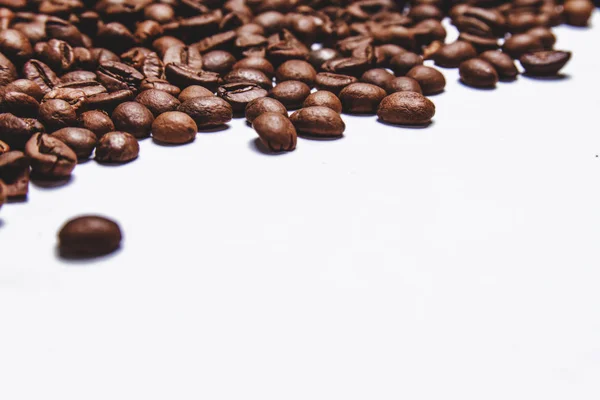 Coffee beans isolated on white background — Stock Photo, Image