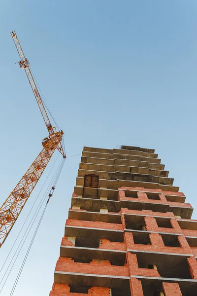 Yüksek binalar yapım aşamasında.