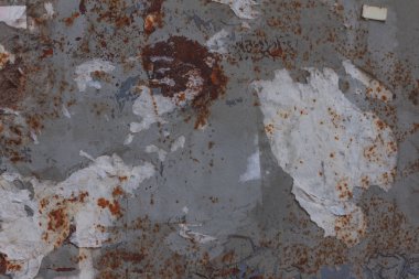 Yırtık soyulmuş Poster yatay arka plan ile eski sokak Billboard.