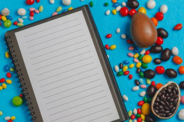 çikolata Paskalya yumurtaları