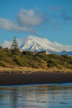 Mt. Taranaki, New Plymouth, new Zealand  clipart