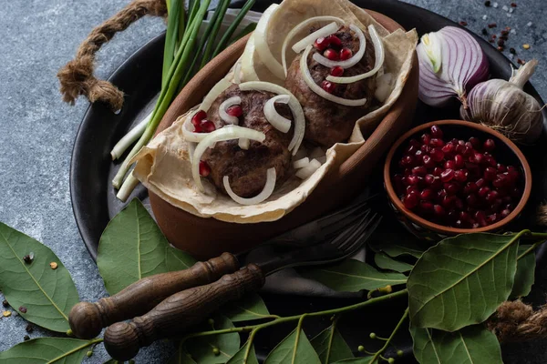 Котлеты Традиционной Грузинской Кухни Апхазура Каменном Фоне — стоковое фото