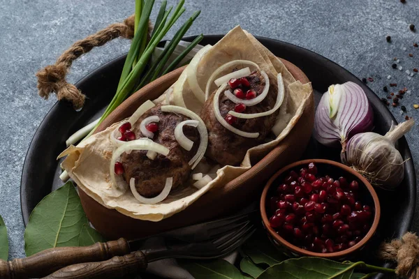 Котлеты Традиционной Грузинской Кухни Апхазура Каменном Фоне — стоковое фото