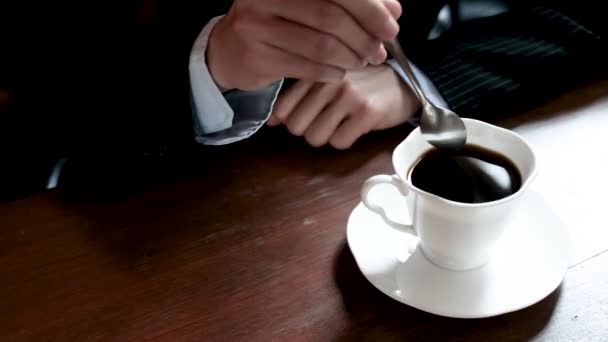 Hand Businesswoman Using Spoon Stir Coffee Cup — Stock Video