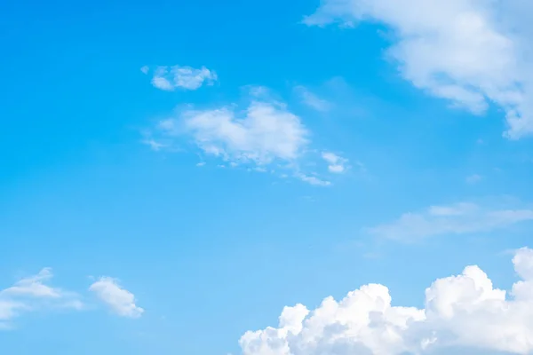 Nubes Blancas Hermoso Cielo Azul — Foto de Stock