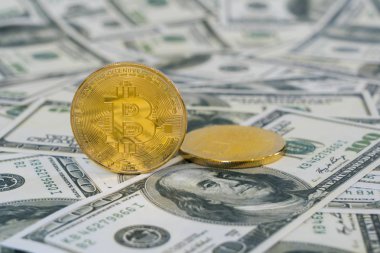 Fintech kavramı ile Bitcoin Doları banknot üzerinde