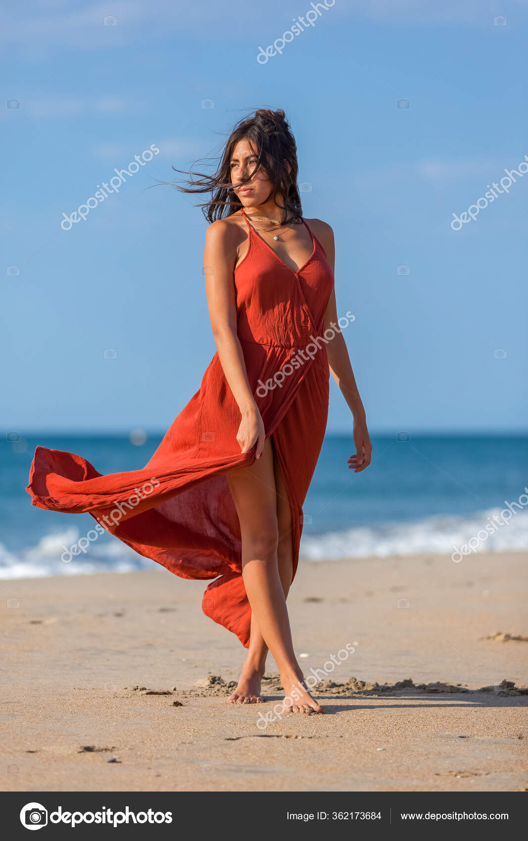 Beach girl nude