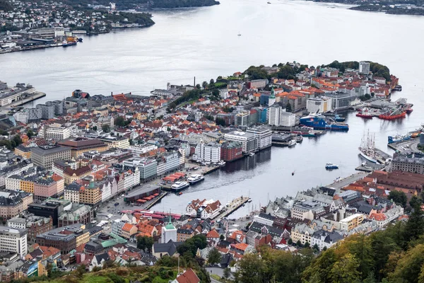 Bergen Παλιά Πόλη Και Θέα Στη Θάλασσα Εναέρια Από Floyen — Φωτογραφία Αρχείου