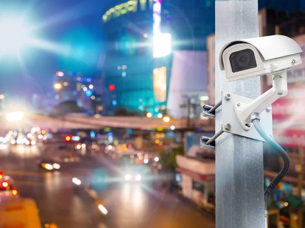 Cámara de seguridad de vigilancia o CCTV para protección — Foto de Stock