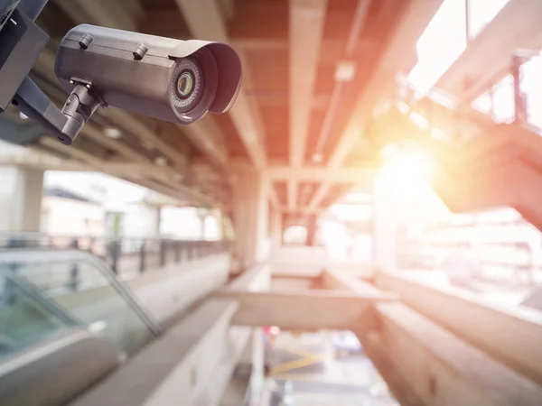 Cctv installed on the wall to property protect — Stock Photo, Image