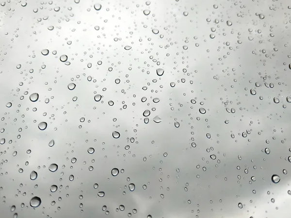 Primo piano colpo sulle goccioline della pioggia — Foto Stock