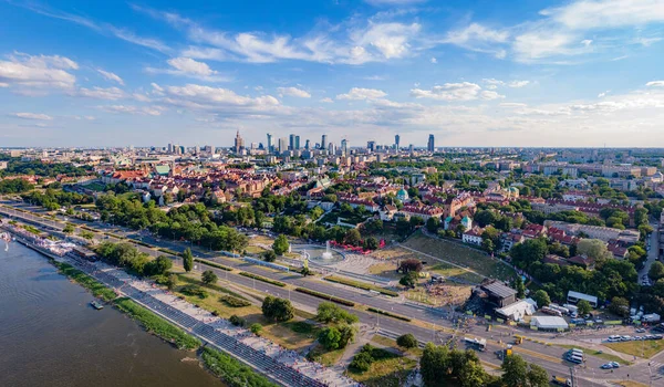 Varşova, Polonya. Şehrin havadan görünüşü 