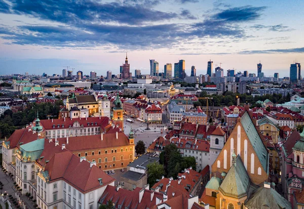 ポーランドのワルシャワ 市街地の空中風景 — ストック写真